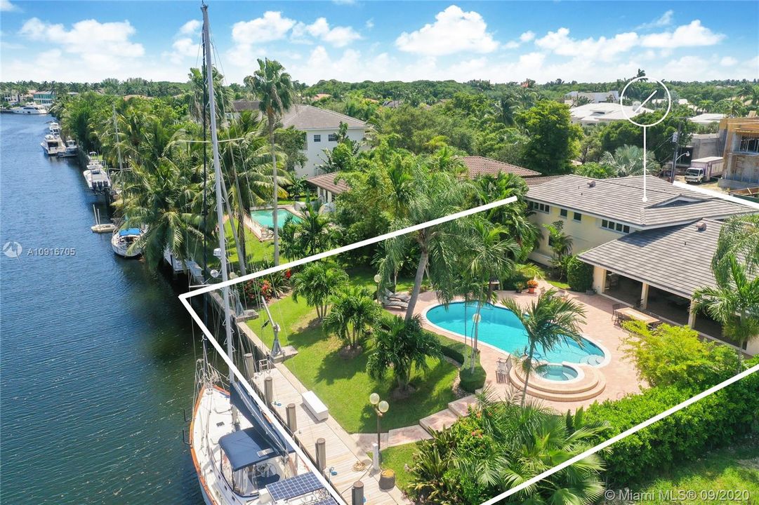 Recently Sold: $3,200,000 (5 beds, 4 baths, 3490 Square Feet)