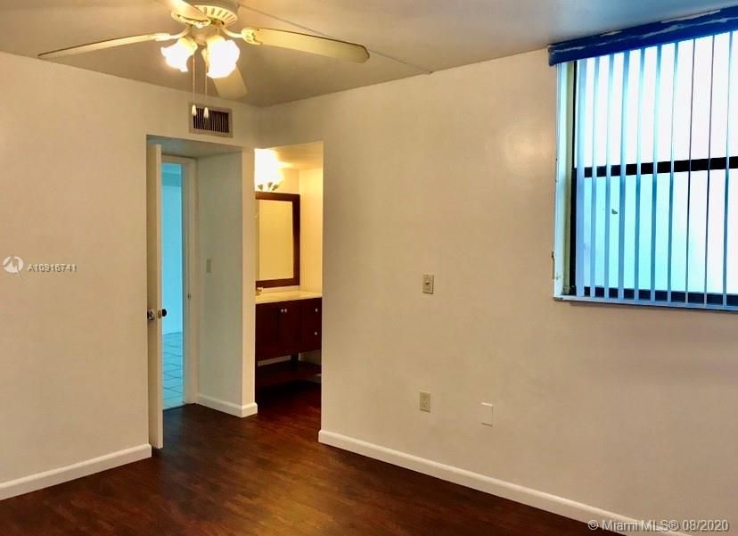 Recently Rented: $1,300 (1 beds, 1 baths, 721 Square Feet)