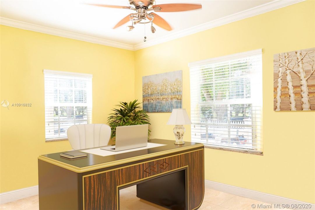 Vendido Recientemente: $1,300,000 (4 camas, 4 baños, 3950 Pies cuadrados)