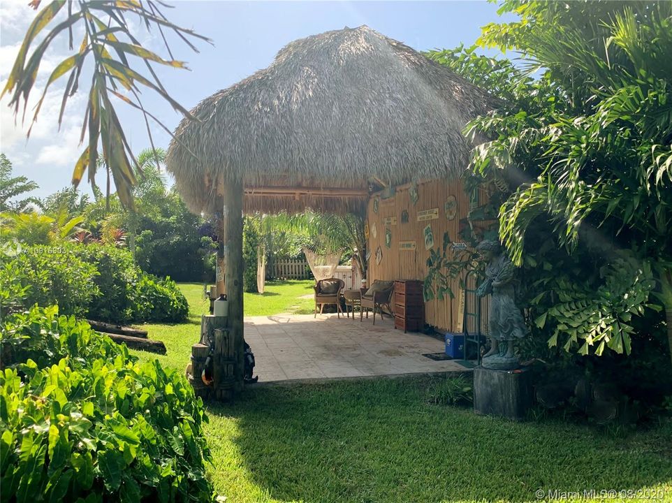 Vendido Recientemente: $499,500 (5 camas, 3 baños, 2136 Pies cuadrados)