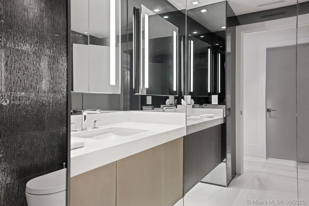 Vendido Recientemente: $10,995,000 (4 camas, 4 baños, 3936 Pies cuadrados)