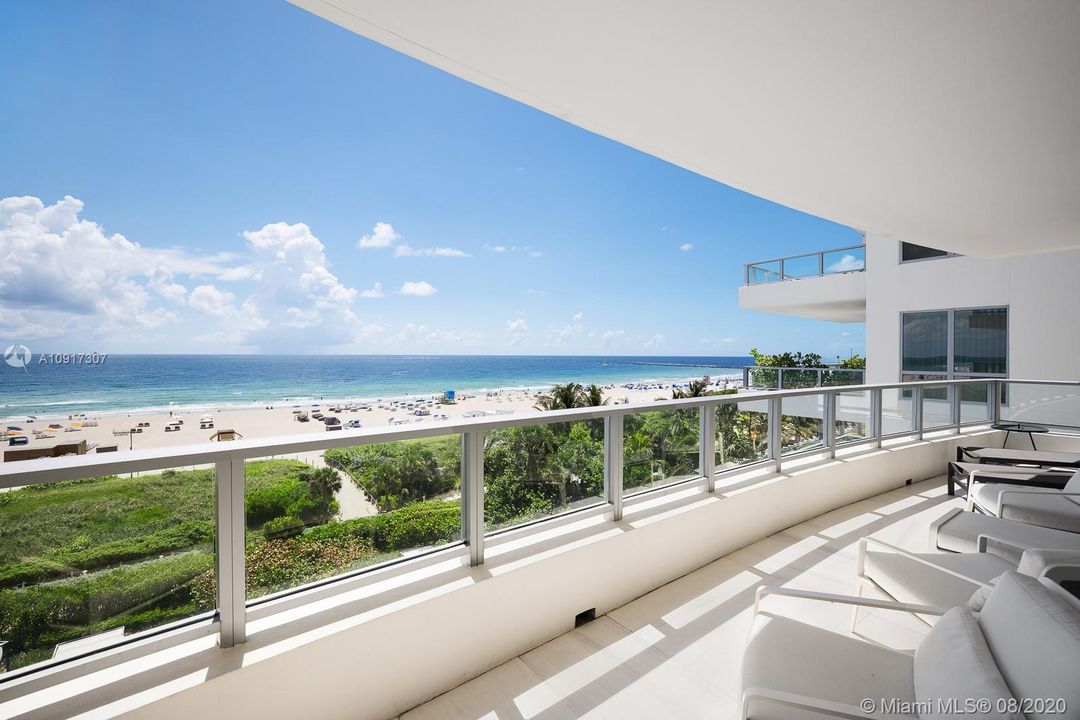 Vendido Recientemente: $10,995,000 (4 camas, 4 baños, 3936 Pies cuadrados)