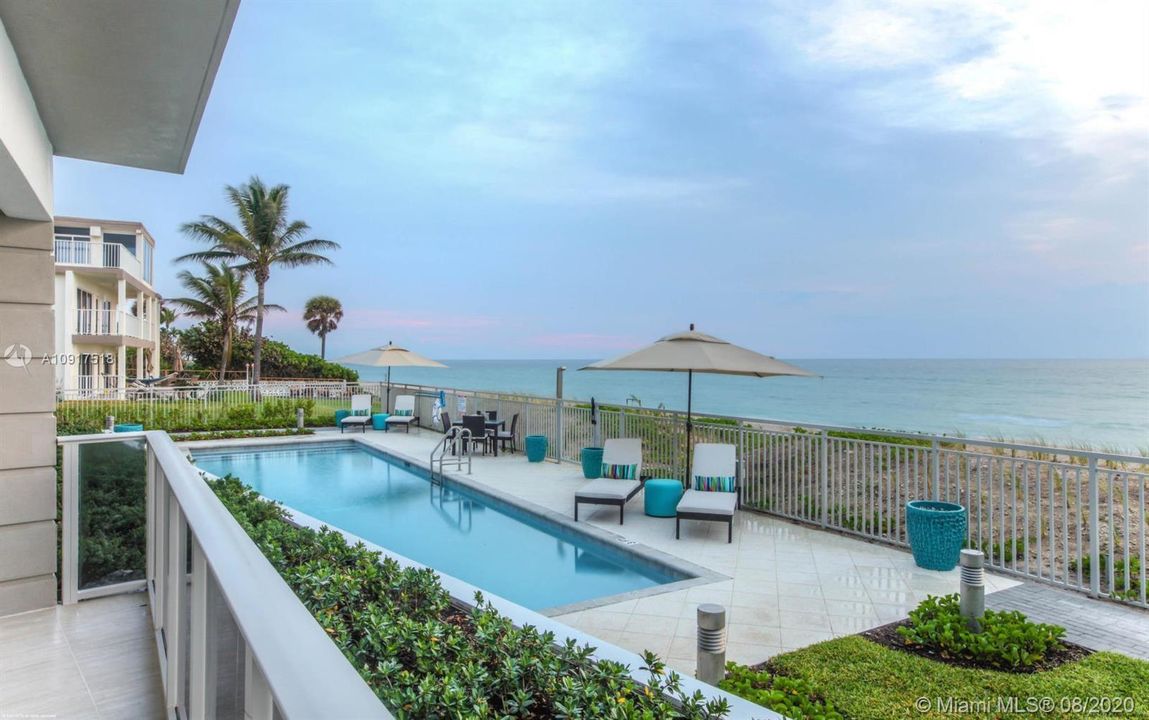 Vendido Recientemente: $949,900 (3 camas, 2 baños, 1881 Pies cuadrados)