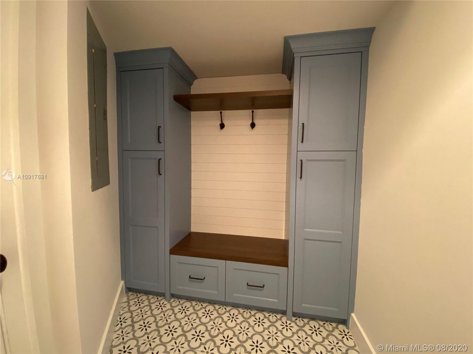 Mud Room Off Garage