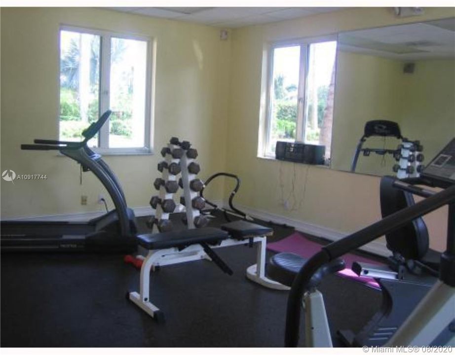 Недавно арендовано: $1,600 (2 спален, 1 ванн, 900 Квадратных фут)