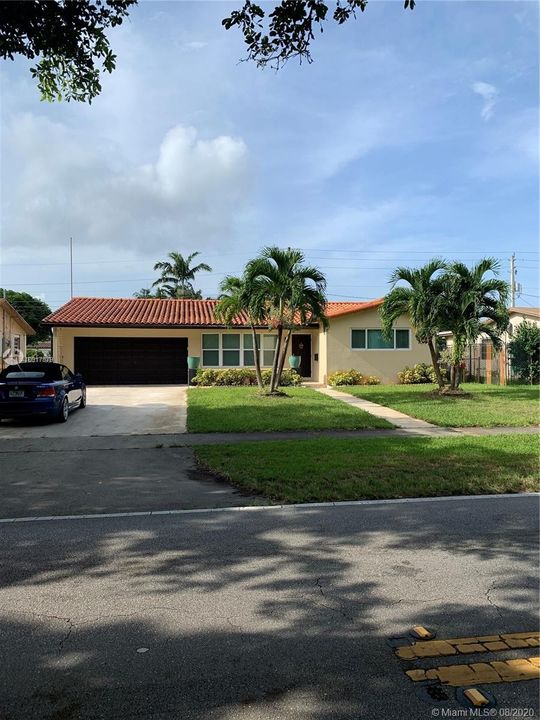 Recently Rented: $2,750 (4 beds, 2 baths, 1770 Square Feet)