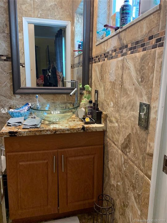 Recently Rented: $2,750 (4 beds, 2 baths, 1770 Square Feet)
