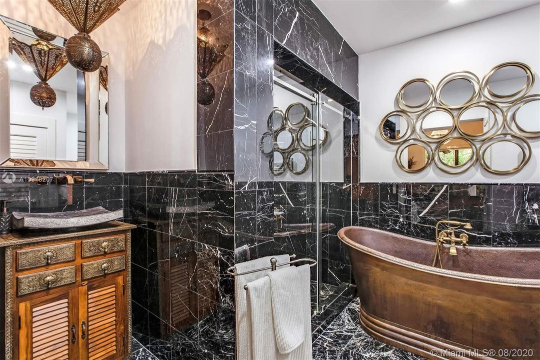 Recently Sold: $814,900 (3 beds, 2 baths, 1767 Square Feet)