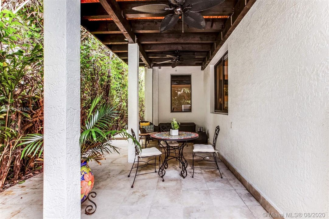 Recently Sold: $814,900 (3 beds, 2 baths, 1767 Square Feet)