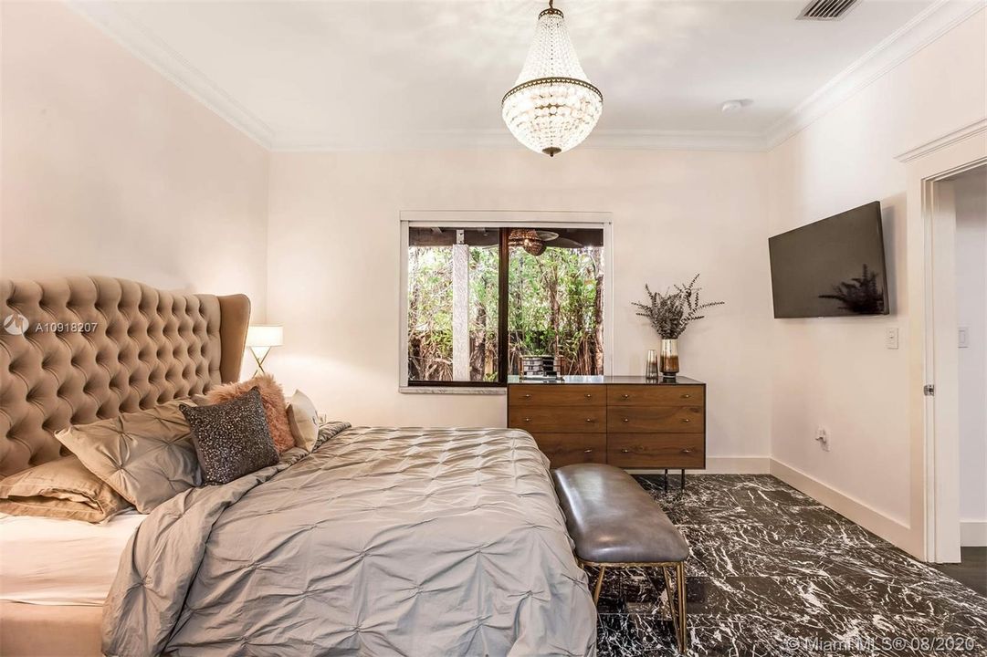 Recently Sold: $814,900 (3 beds, 2 baths, 1767 Square Feet)