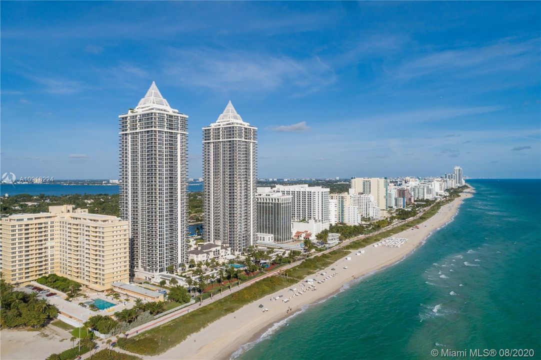 Recently Sold: $2,275,000 (3 beds, 3 baths, 1980 Square Feet)