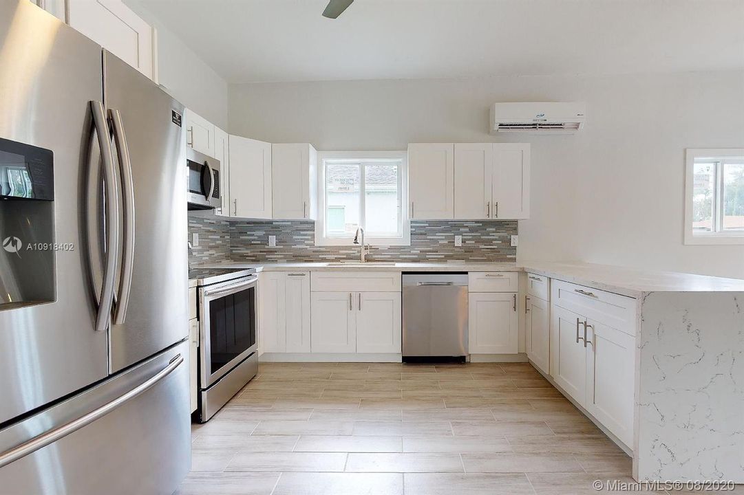 Vendido Recientemente: $375,000 (3 camas, 2 baños, 1492 Pies cuadrados)