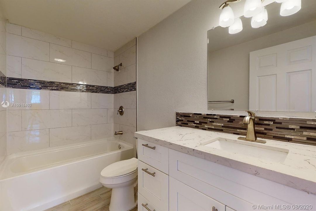 Vendido Recientemente: $375,000 (3 camas, 2 baños, 1492 Pies cuadrados)