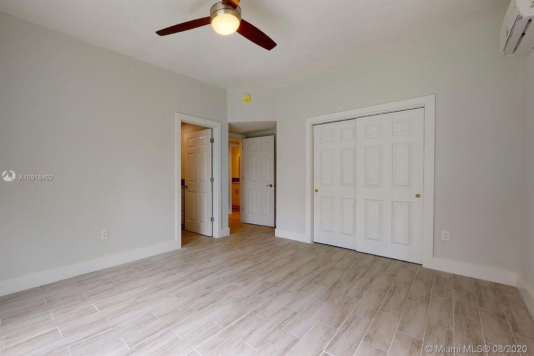 Vendido Recientemente: $375,000 (3 camas, 2 baños, 1492 Pies cuadrados)