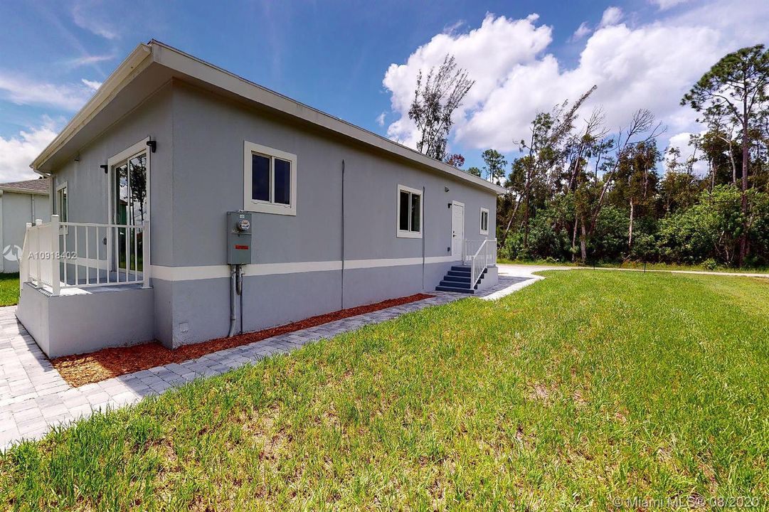 Vendido Recientemente: $375,000 (3 camas, 2 baños, 1492 Pies cuadrados)