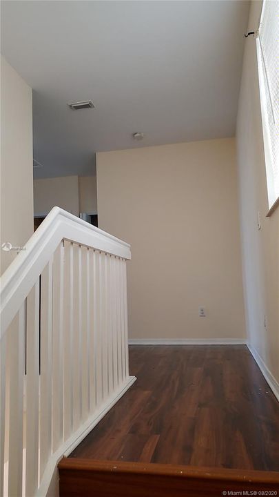 Recently Sold: $259,900 (4 beds, 3 baths, 1837 Square Feet)