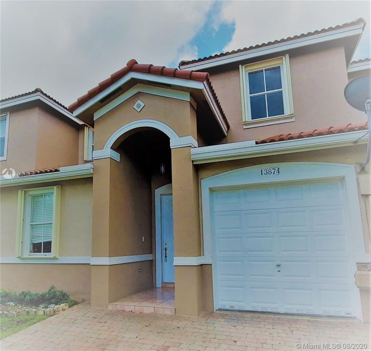 Recently Sold: $259,900 (4 beds, 3 baths, 1837 Square Feet)