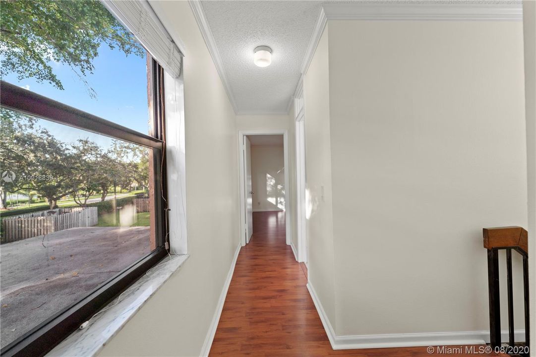 Недавно продано: $324,900 (3 спален, 2 ванн, 1434 Квадратных фут)