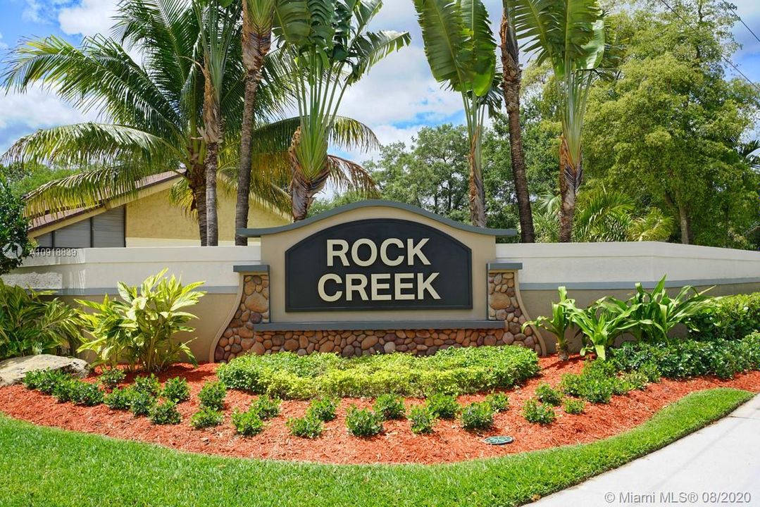 Недавно продано: $324,900 (3 спален, 2 ванн, 1434 Квадратных фут)