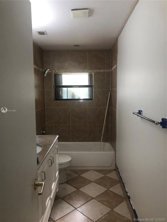 Vendido Recientemente: $385,000 (3 camas, 2 baños, 1480 Pies cuadrados)