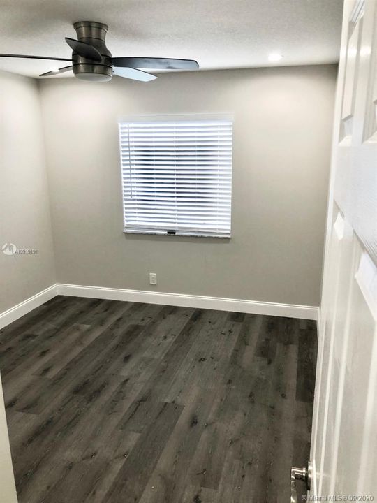 Recently Sold: $375,000 (3 beds, 2 baths, 1418 Square Feet)