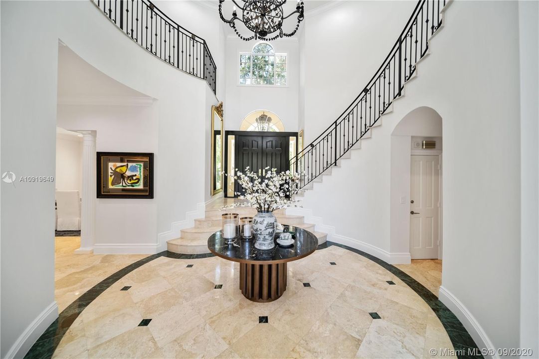 Recently Sold: $4,200,000 (7 beds, 7 baths, 7030 Square Feet)