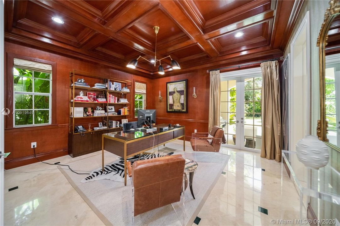 Recently Sold: $4,200,000 (7 beds, 7 baths, 7030 Square Feet)