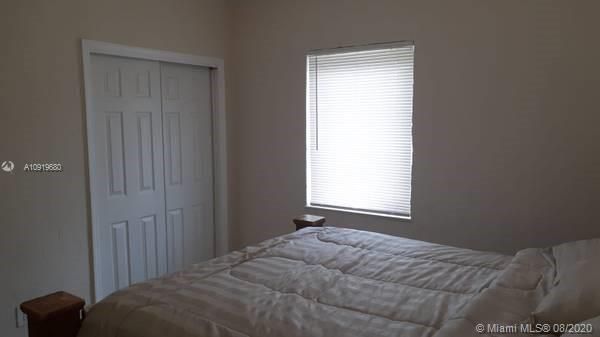 Recently Rented: $1,400 (2 beds, 1 baths, 3790 Square Feet)
