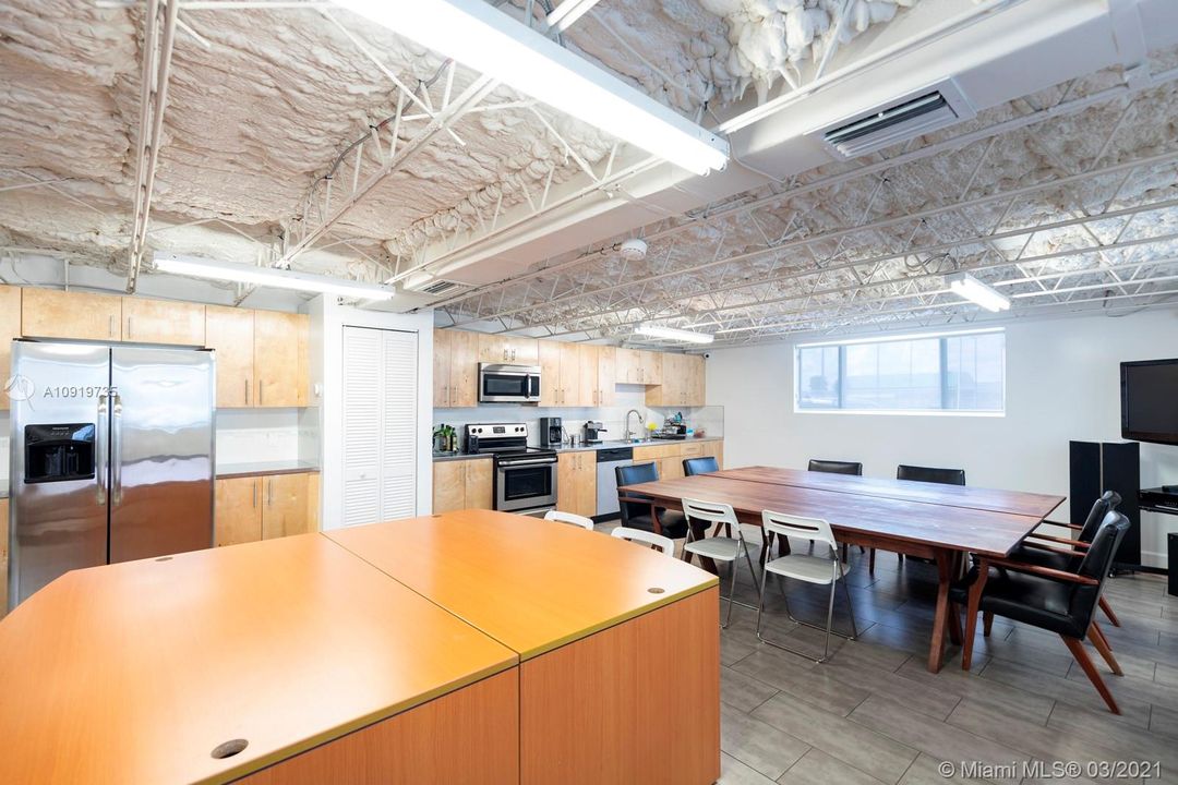 Vendido Recientemente: $1,975,000 (0 camas, 0 baños, 0 Pies cuadrados)