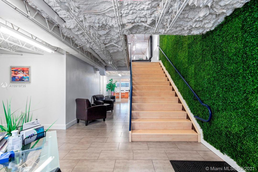 Vendido Recientemente: $1,975,000 (0 camas, 0 baños, 0 Pies cuadrados)