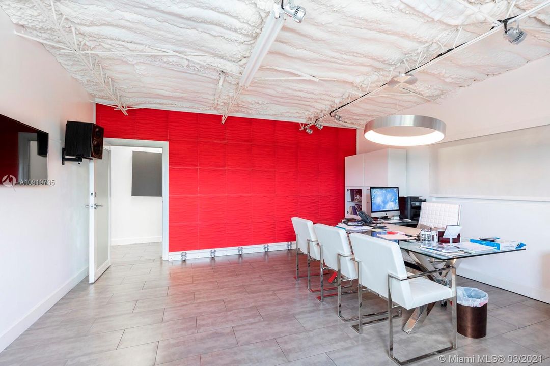 Vendido Recientemente: $1,975,000 (0 camas, 0 baños, 0 Pies cuadrados)