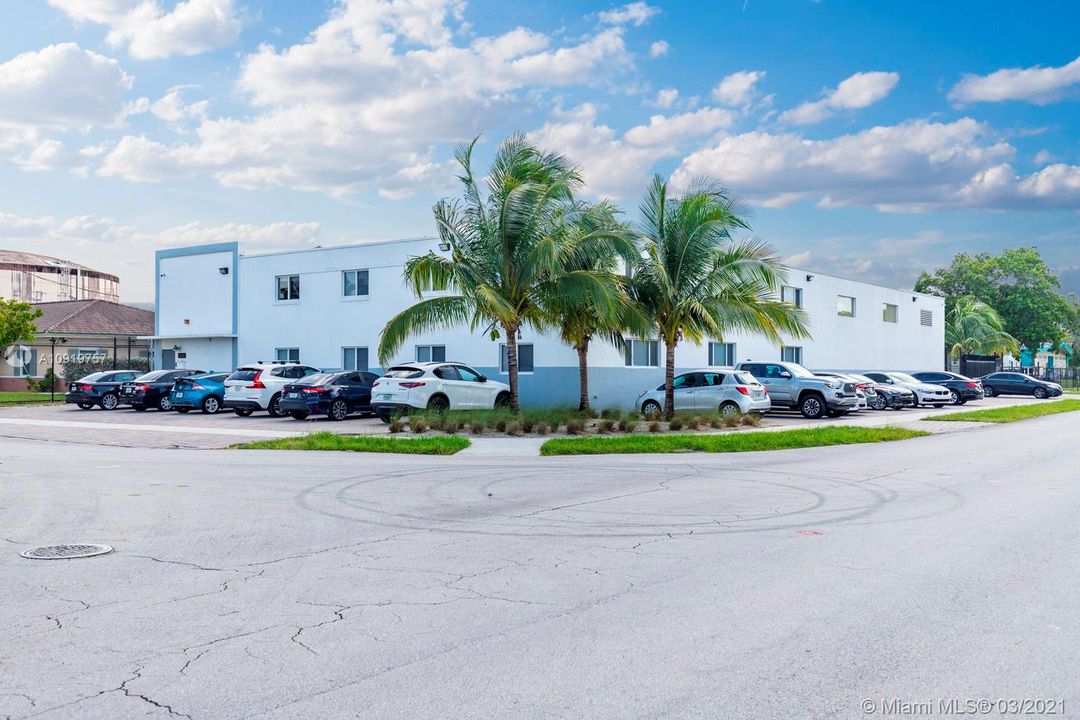 Vendido Recientemente: $1,975,000 (0 camas, 0 baños, 0 Pies cuadrados)