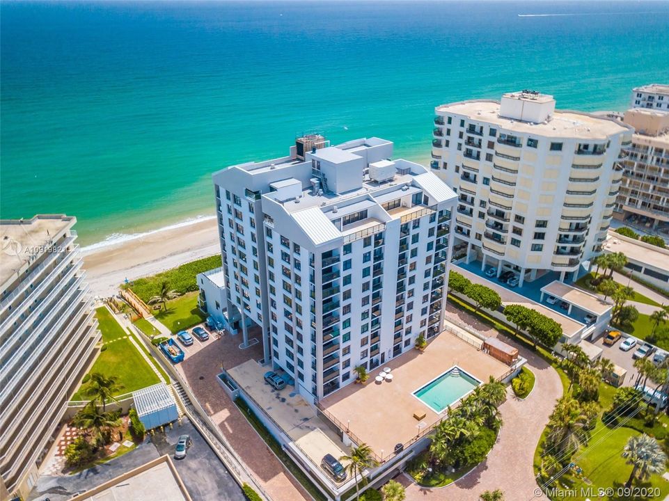 Недавно продано: $650,000 (3 спален, 2 ванн, 1852 Квадратных фут)