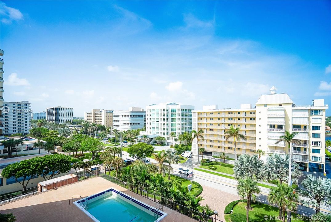 Недавно продано: $650,000 (3 спален, 2 ванн, 1852 Квадратных фут)