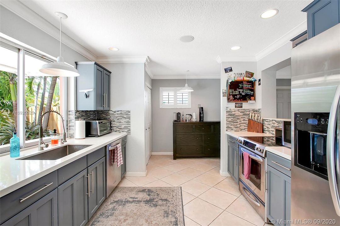 Recently Sold: $499,000 (3 beds, 2 baths, 1431 Square Feet)