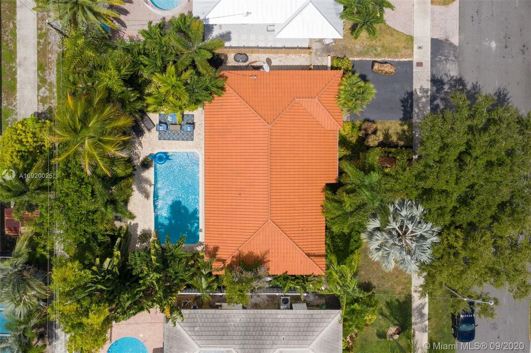 Recently Sold: $499,000 (3 beds, 2 baths, 1431 Square Feet)