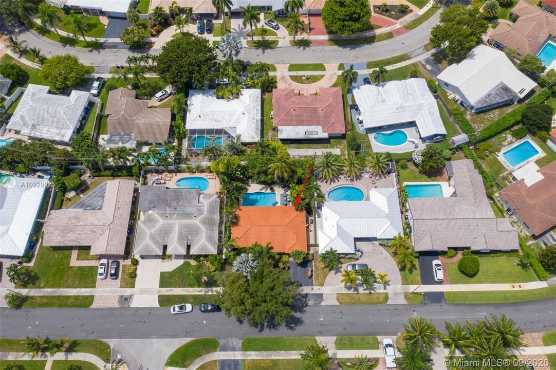 Recently Sold: $499,000 (3 beds, 2 baths, 1431 Square Feet)
