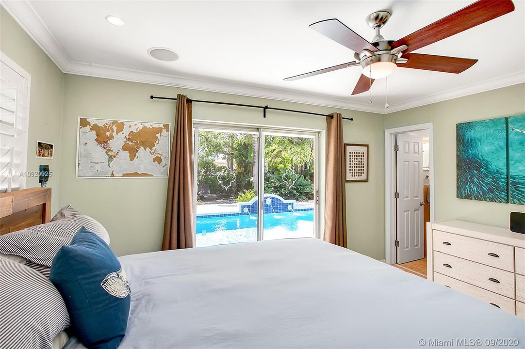 Recently Sold: $499,000 (3 beds, 2 baths, 1431 Square Feet)