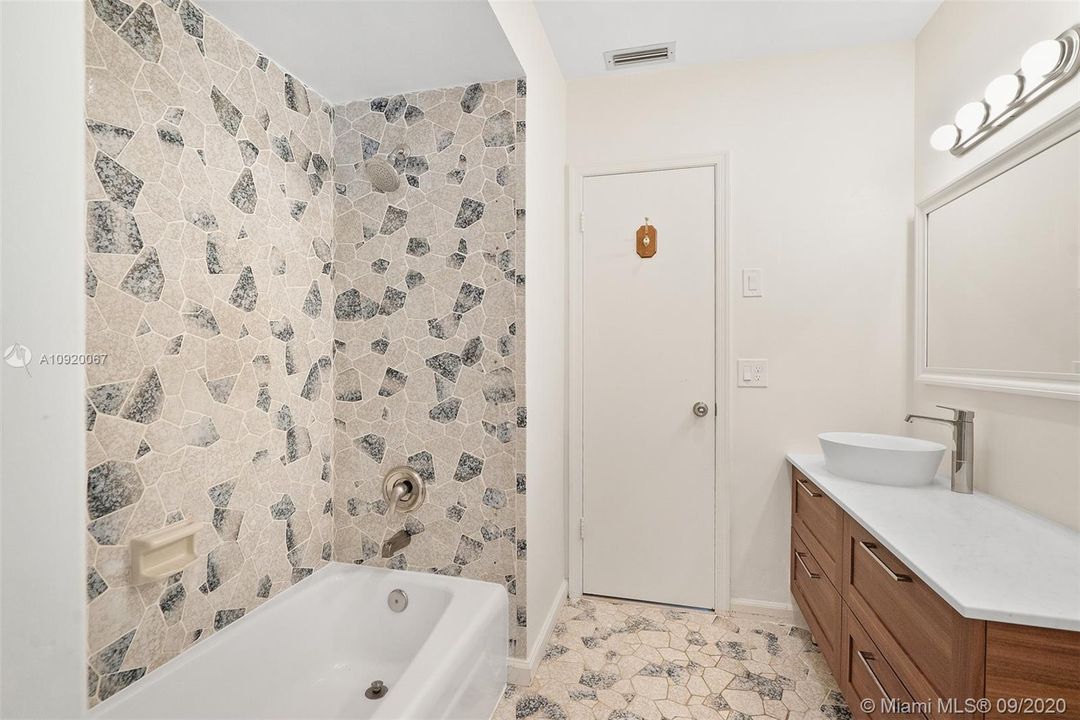 Bathroom/cabana bath