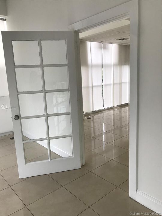 最近租的: $900 (0 贝兹, 0 浴室, 0 平方英尺)