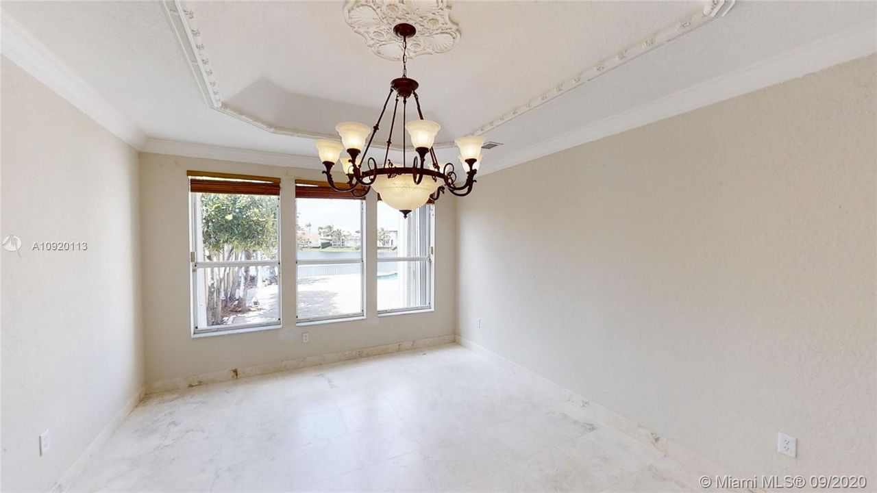 Recently Sold: $1,195,000 (5 beds, 5 baths, 3117 Square Feet)