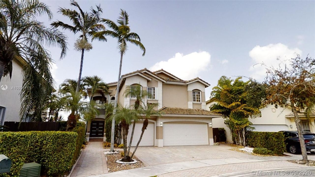 Recently Sold: $1,195,000 (5 beds, 5 baths, 3117 Square Feet)