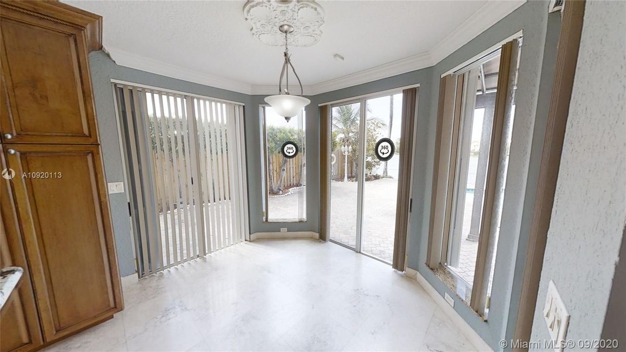 Recently Sold: $1,195,000 (5 beds, 5 baths, 3117 Square Feet)