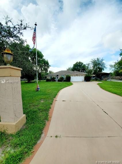 Recently Sold: $245,000 (3 beds, 2 baths, 1679 Square Feet)
