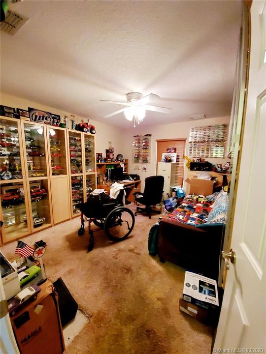 Recently Sold: $245,000 (3 beds, 2 baths, 1679 Square Feet)
