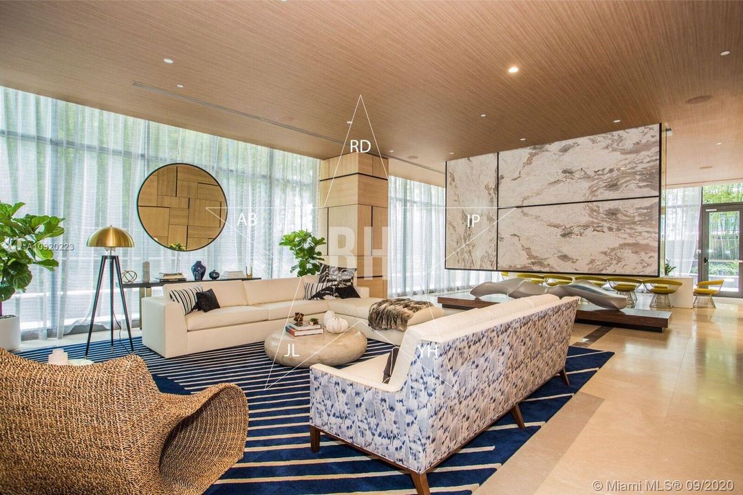 Vendido Recientemente: $1,100,000 (3 camas, 3 baños, 2129 Pies cuadrados)