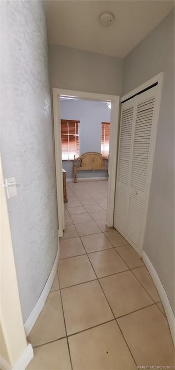 Недавно продано: $599,999 (5 спален, 5 ванн, 3408 Квадратных фут)