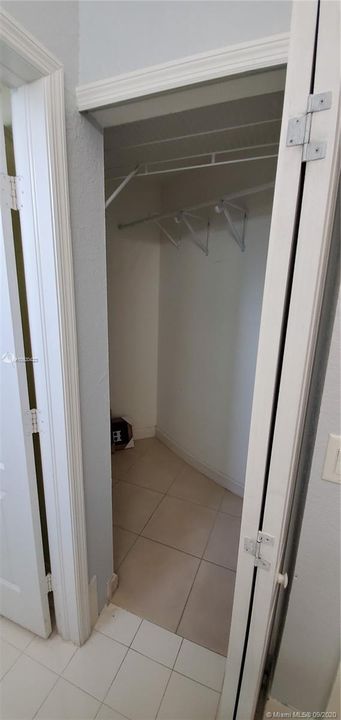 Недавно продано: $599,999 (5 спален, 5 ванн, 3408 Квадратных фут)