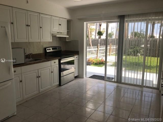 Recientemente alquilado: $2,100 (3 camas, 2 baños, 1100 Pies cuadrados)