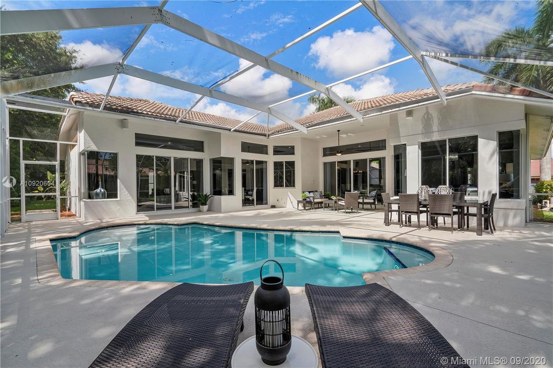 Recently Sold: $709,900 (5 beds, 3 baths, 3002 Square Feet)